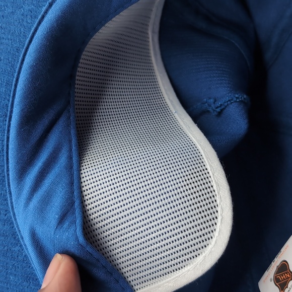 The Krystal| NWT Vintage NHL Buffalo Sabres Blue Corduroy Sports Cap Snap Back - Picture 12 of 12